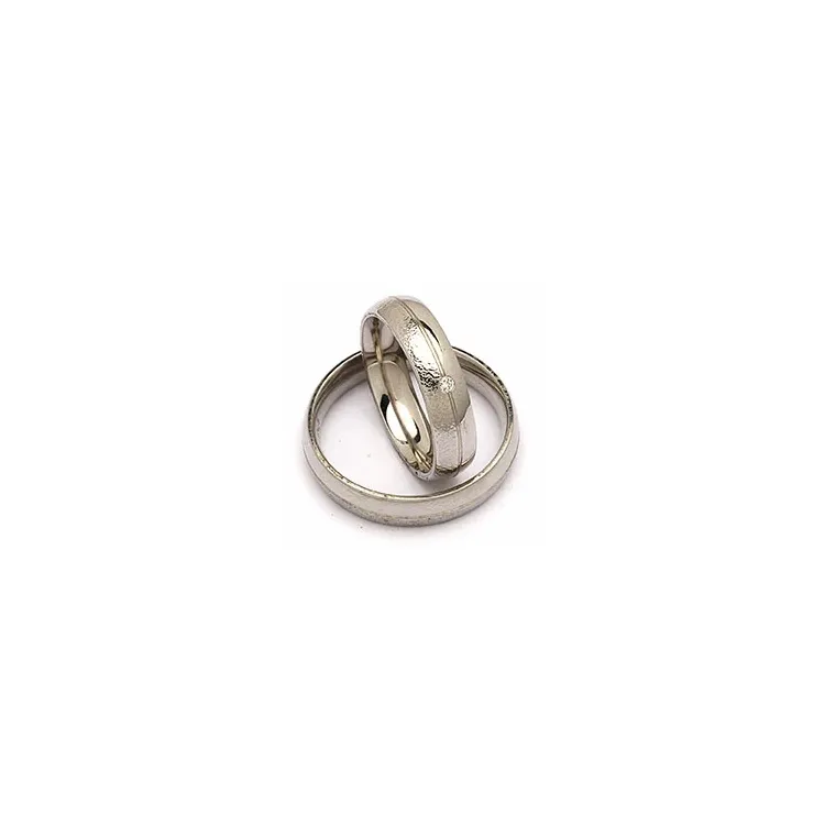 Vielsesringe i stål 0,025 ct