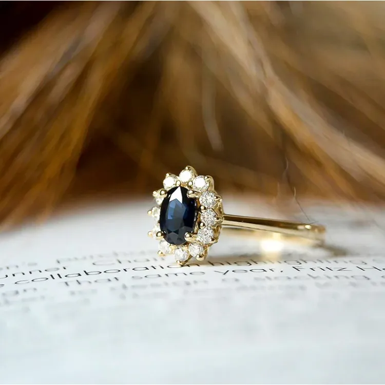 safir rosetring i 14 karat guld 0,26 ct 0,65 ct