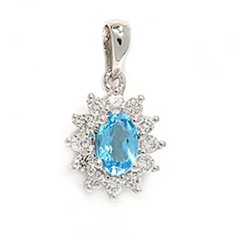 Rosetvedhæng i 14 karat hvidguld 0,26 ct 0,60 ct
