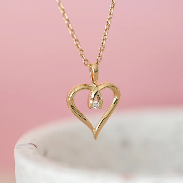 hjerte diamant vedhæng i 14 karat guld 0,04 ct