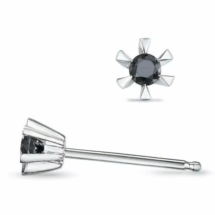 sorte diamant solitaireørestikker i 14 karat hvidguld med sort diamant