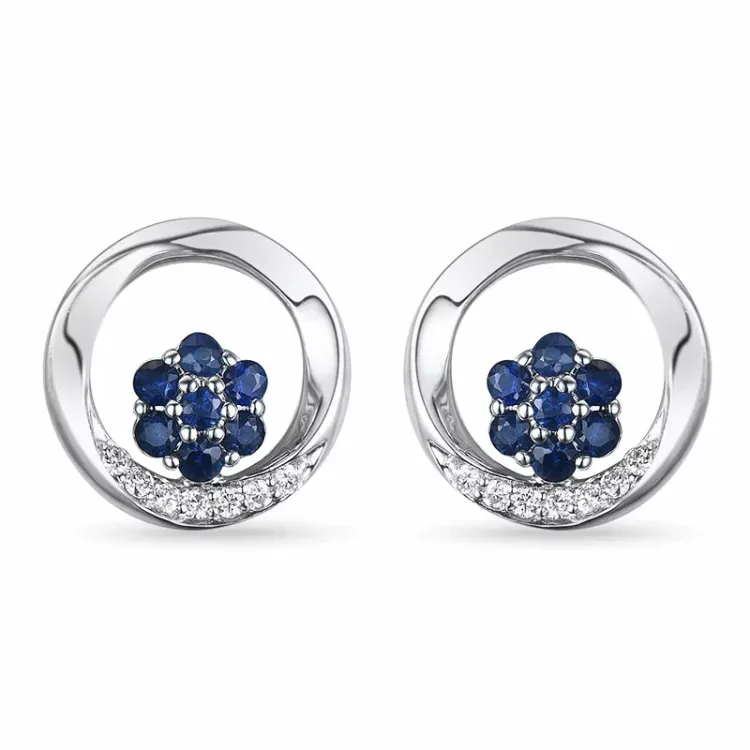 runde safir ørestikker i 14 karat hvidguld med diamant og safir