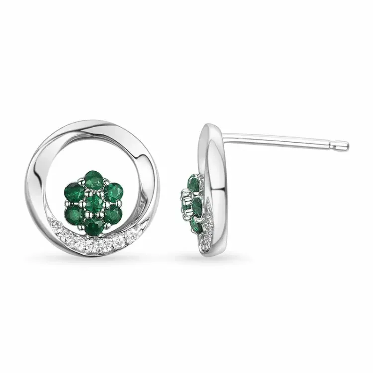 runde blomster smaragd ørestikker i 14 karat hvidguld med diamant og smaragd