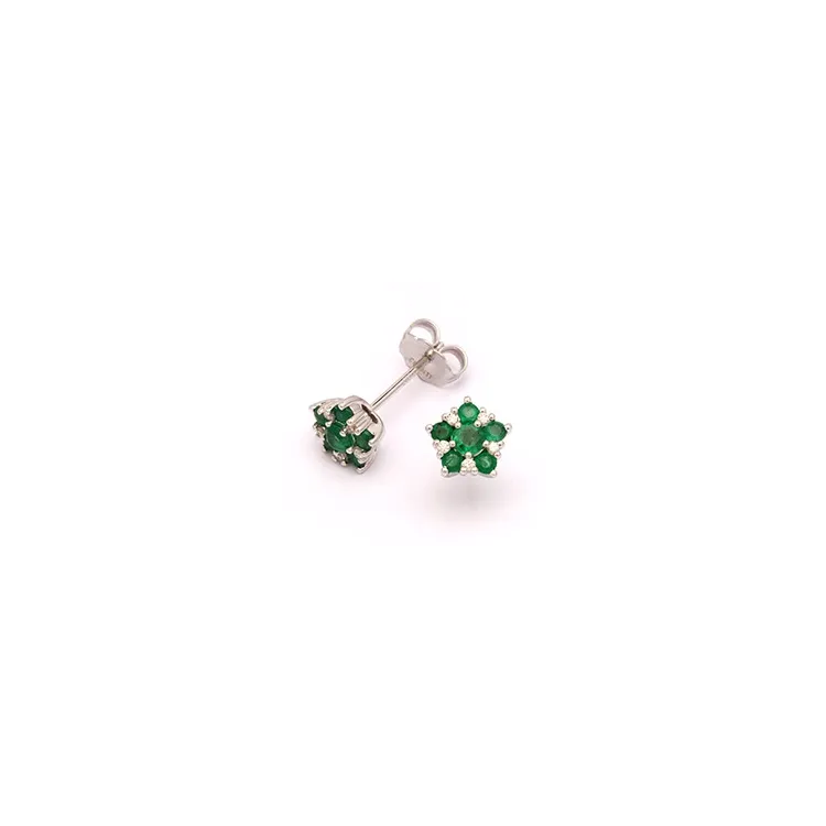 blomster smaragd ørestikker i 14 karat hvidguld med diamant og smaragd