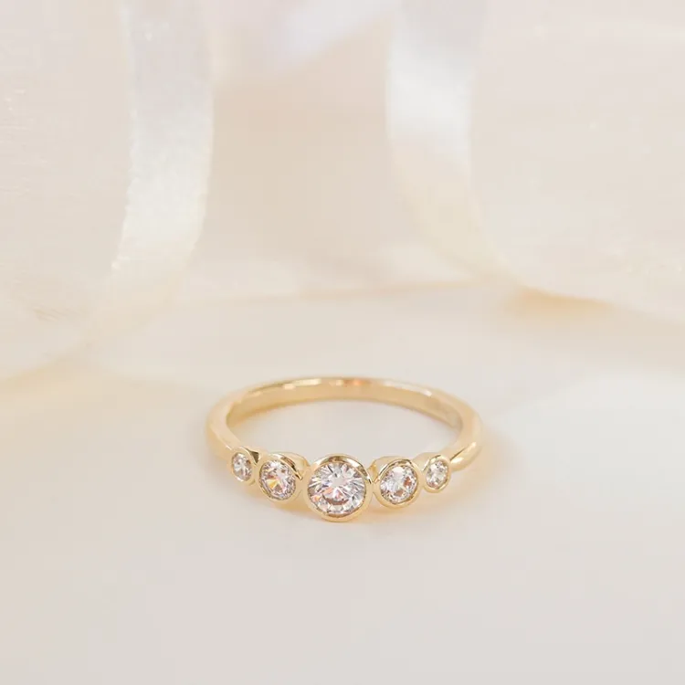 zirkon ring i 9 karat guld