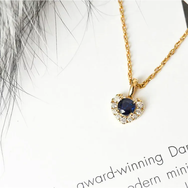 hjerte blå safir vedhæng i 14 karat guld 0,159 ct 0,45 ct