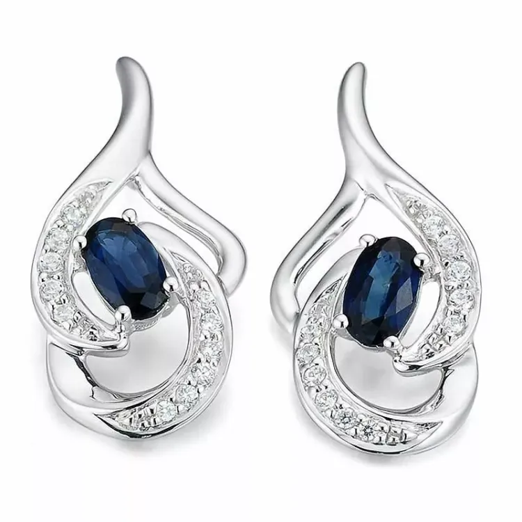 safir diamantøreringe i 14 karat hvidguld med diamant og safir