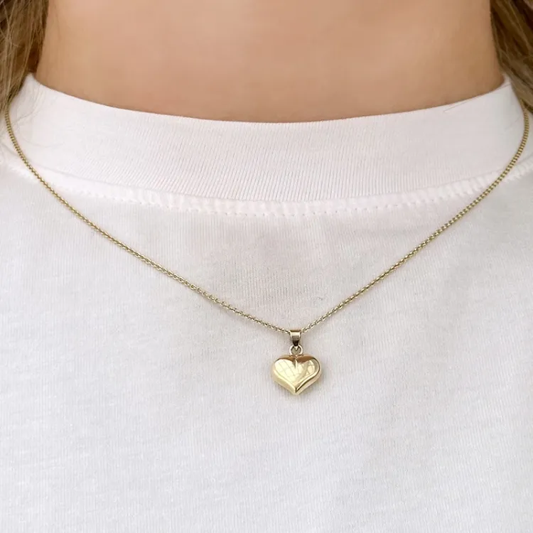 13 x 18 mm hjerte vedhæng i 9 karat guld - Amoré