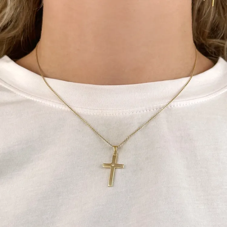 14 x 22 mm kors vedhæng i 8 karat guld - Amoré