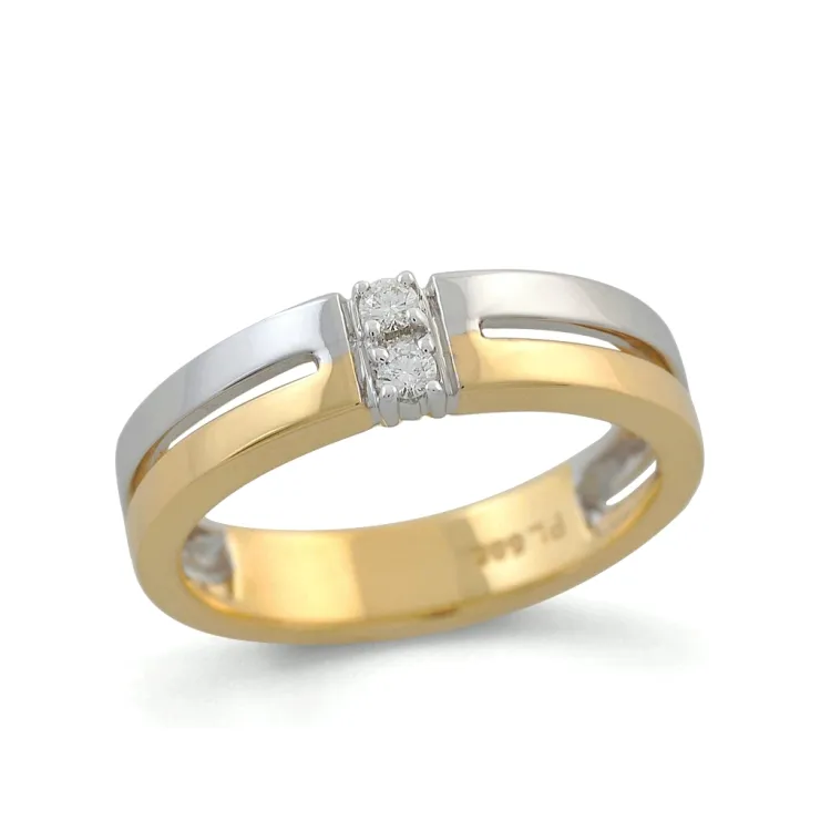 Firkantet diamantring i 9 karat guld.- og hvidguld 0,08 ct