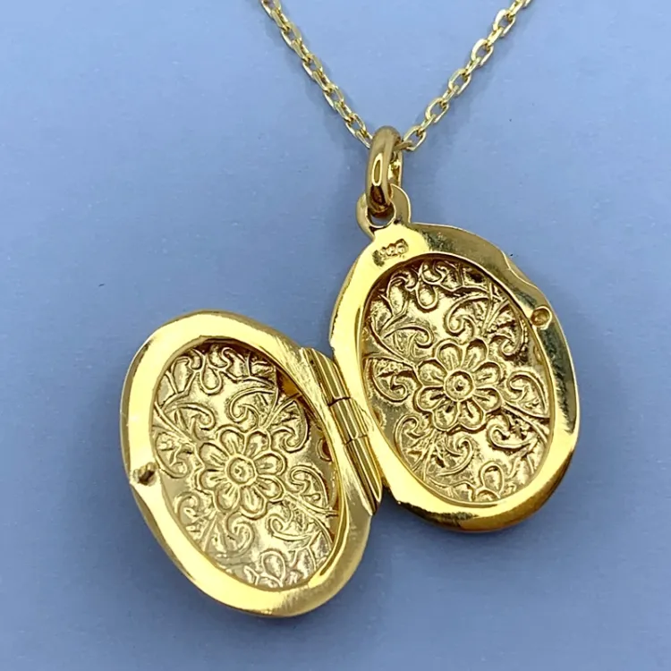 15 x 24 mm medaljon vedhæng i forgyldt sølv