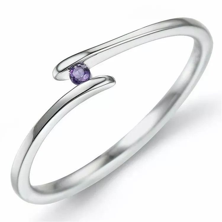 Ametyst ring i 9 karat hvidguld 0,02 ct