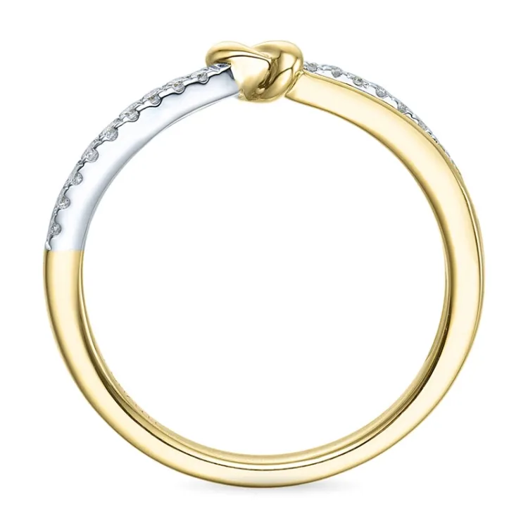 diamantring i 9 karat guld.- og hvidguld 0,10 ct