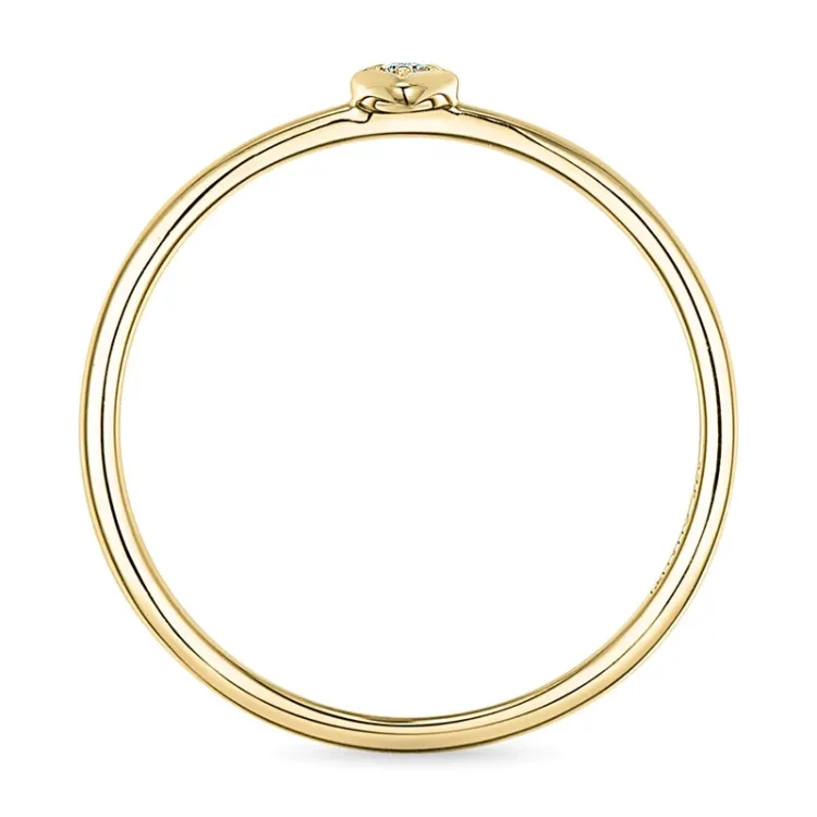 Firkantet diamantring i 9 karat guld 0,01 ct