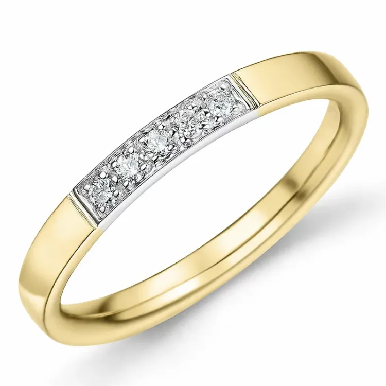 Diamantring i 9 karat guld.- og hvidguld 0,09 ct