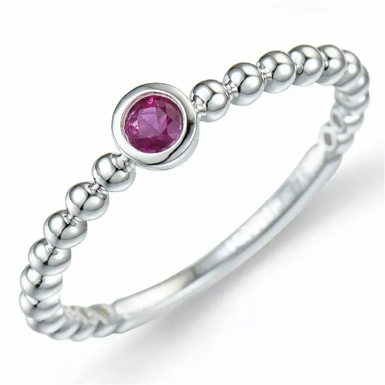 rund rubin ring i 9 karat hvidguld 0,14 ct