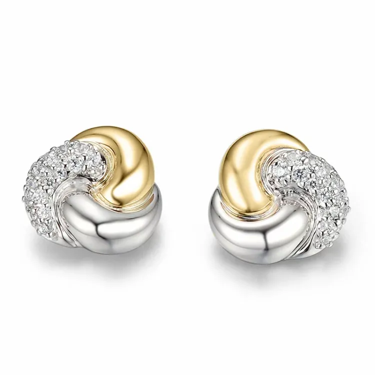 Diamantøreringe i 9 karat guld og hvidguld med diamant