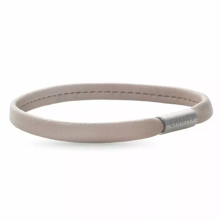 Flad beige magnetarmbånd i læder med stål lås x 6 mm