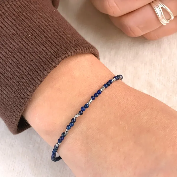 sten armbånd med lapis og hematite.