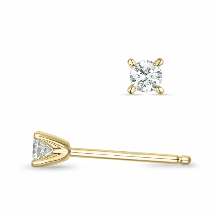 2 x 0,08 ct lab grown diamant solitaireørestikker i 9 karat guld med lab grown diamant 