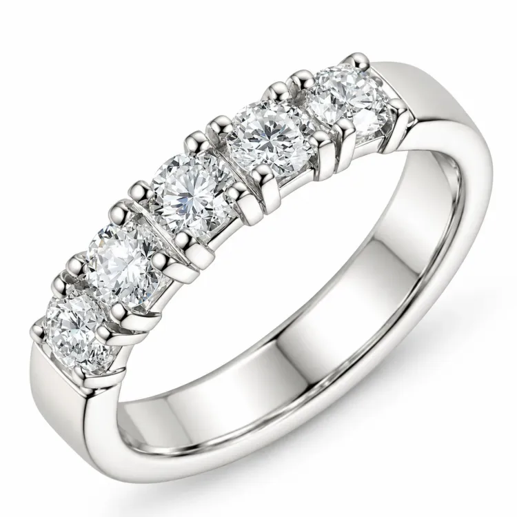 lab grown diamant ring i 14 karat hvidguld 5 x 0,15 ct