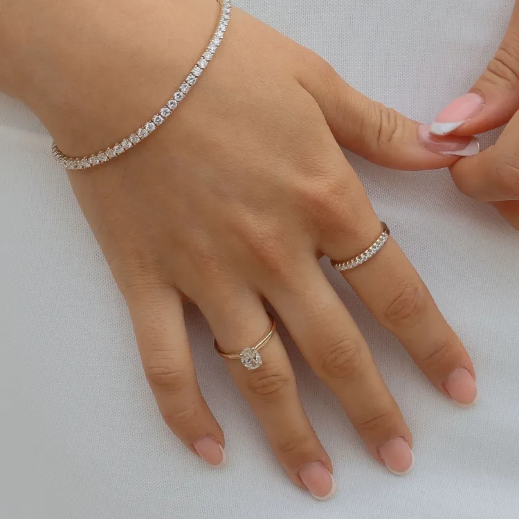 oval lab grown diamant solitairering i 14 karat guld 1,0 ct