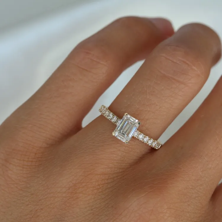 lab grown diamant ring i 14 karat guld 1,0 ct 0,26 ct