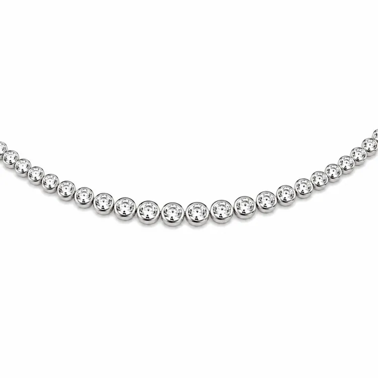45 cm halskæde med vedhæng i 14 karat hvidguld 6,02 ct
