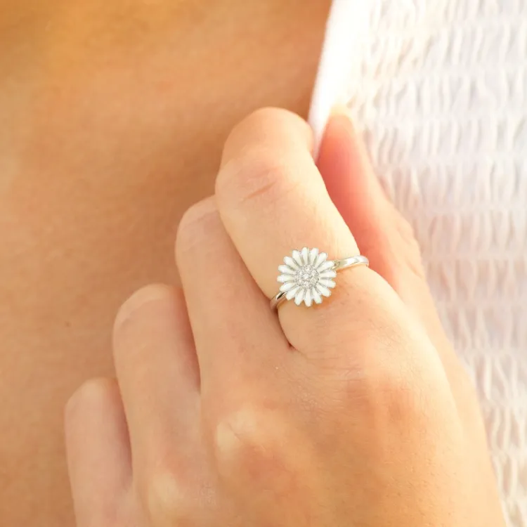 11 mm marguerit zirkon ring i sølv - Matilda