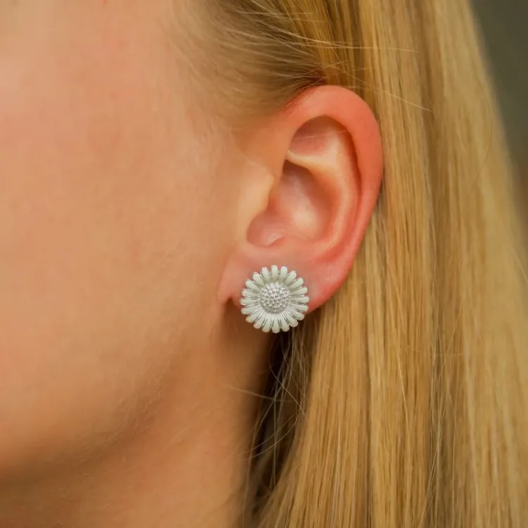 14,5 mm marguerit ørestikker i sølv - Matilda