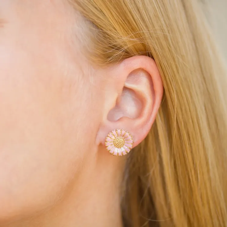 14 mm marguerit pink ørestikker i forgyldt sølv - Marie