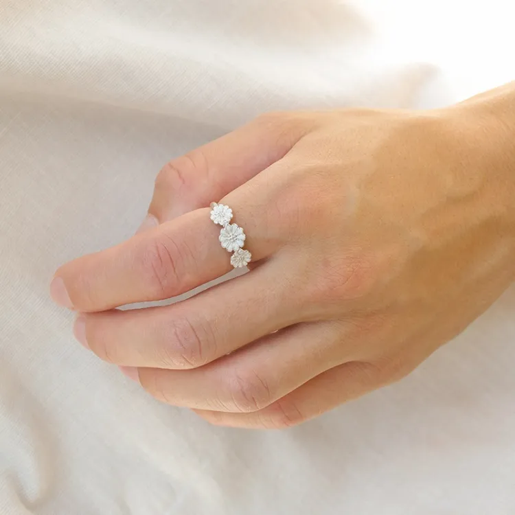 marguerit ring i sølv - Maggie