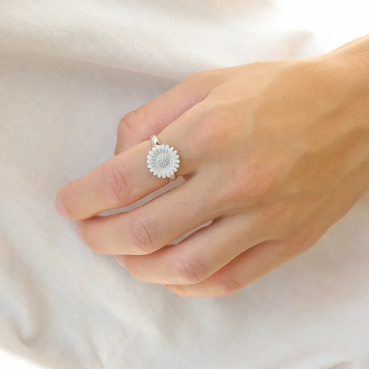 marguerit ring i sølv - Matilda