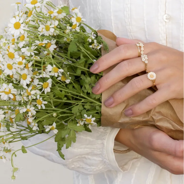 marguerit ring i forgyldt sølv