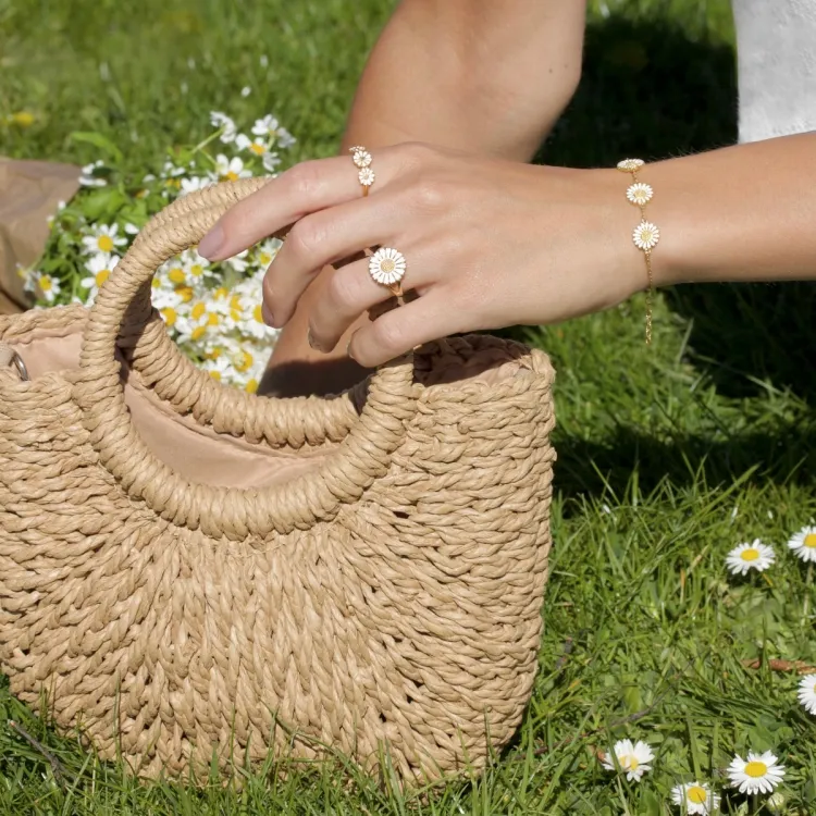 14 mm marguerit ring i forgyldt sølv - Marie
