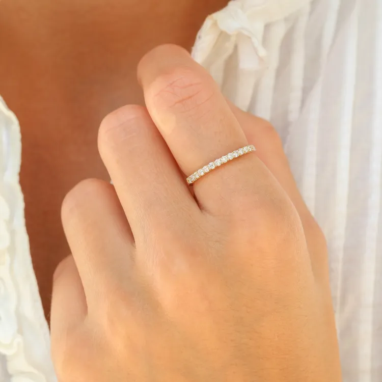 Diamant alliancering i 14 karat guld 0,25 ct