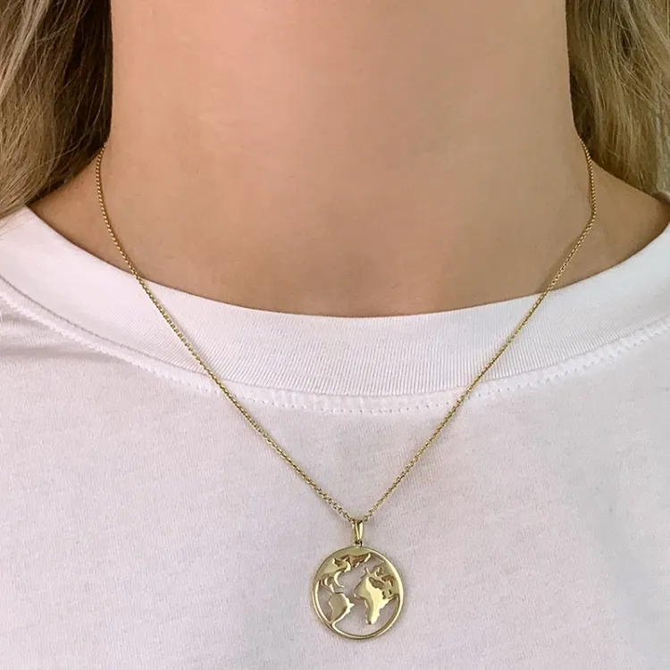 world vedhæng i 9 karat guld - Gold Collection
