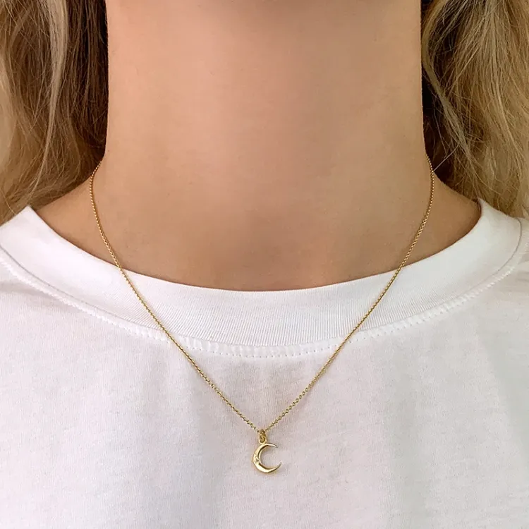 måne zirkon vedhæng i 8 karat guld - Gold Collection