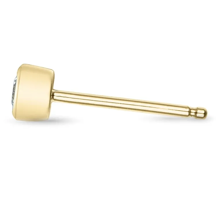 1 x 0,11 ct diamant solitaireørestik i 14 karat guld med diamant