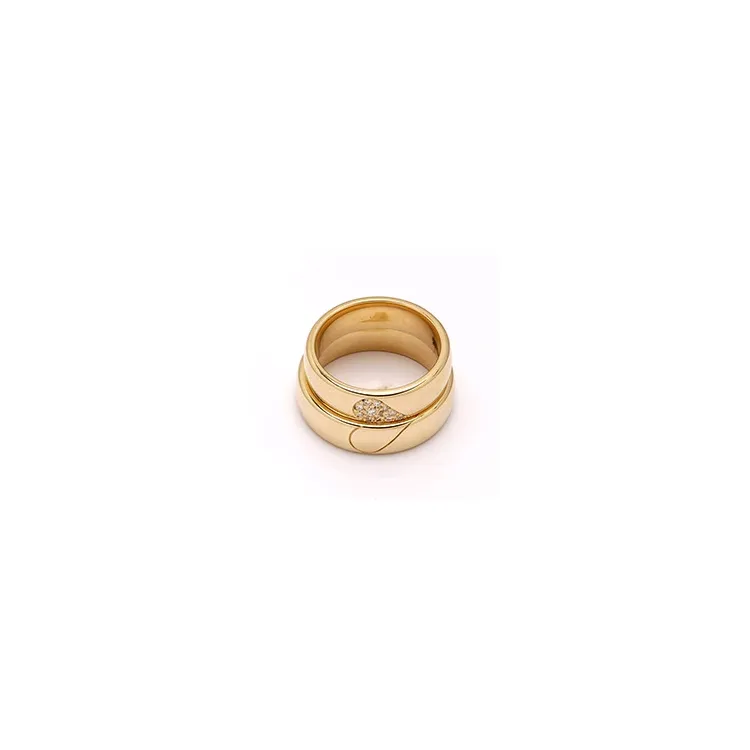 Speciale hjerte vielsesringe i 14 karat guld 0,101 ct - sæt