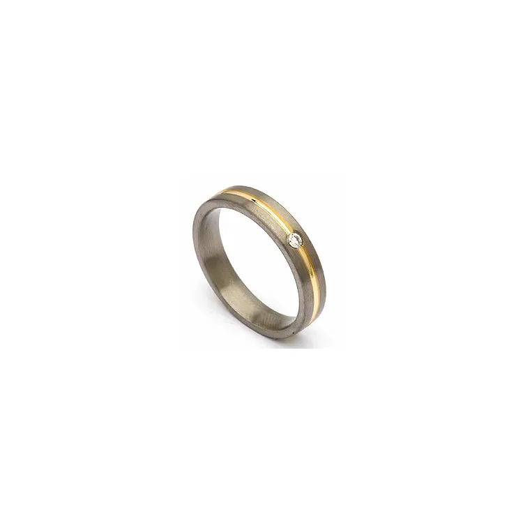 Vielsesring i titanium og alm. guld 0,04 ct