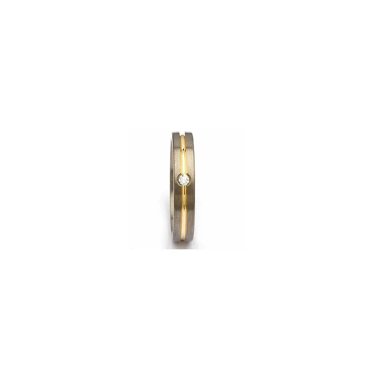 Vielsesring i titanium og alm. guld 0,04 ct