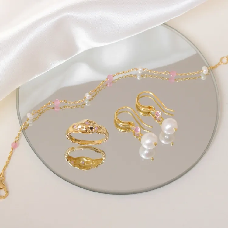 rosakvarts armbånd i forgyldt sølv  x 4 mm  - Loom Stones