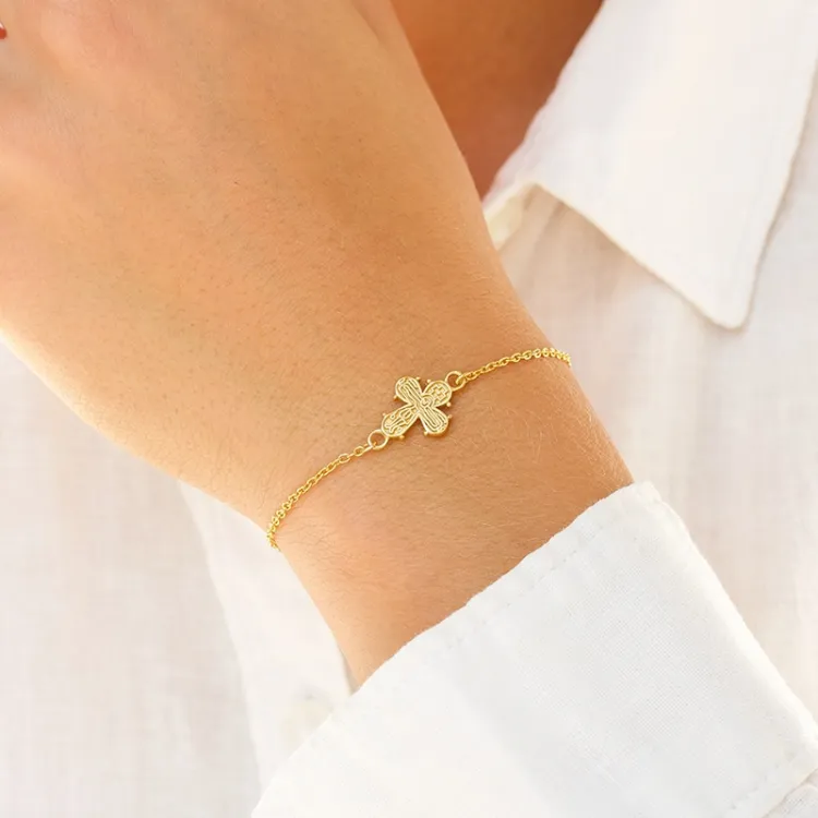 12 x 10,5 mm dagmarkors armbånd i forgyldt sølv - Amoré