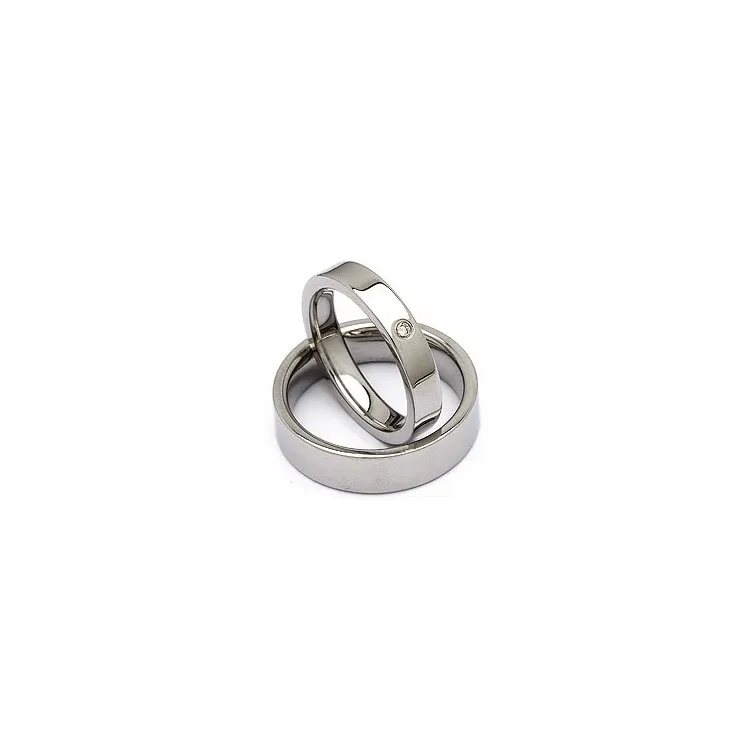 Vielsesringe i stål 0,025 ct