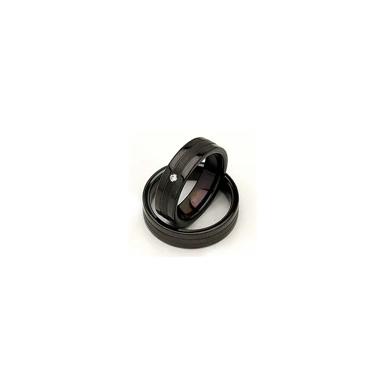 Vielsesringe i sort stål 0,025 ct