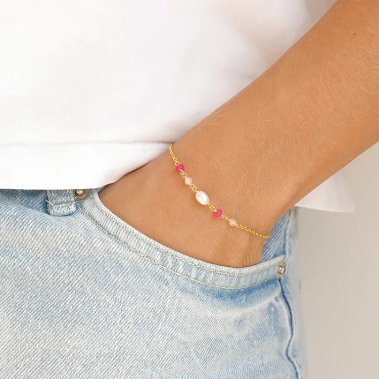 pink onyks armbånd i forgyldt sølv 16 + 3 cm x 4,4 mm  - Loom Stones