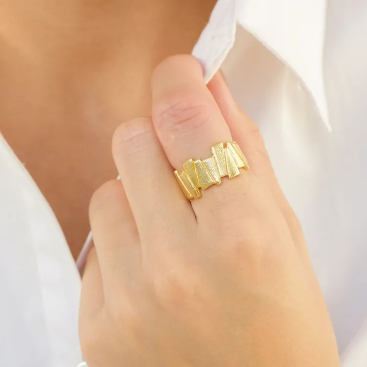ring i forgyldt messing - Eliné