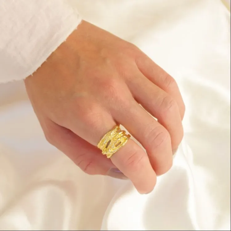 ring i forgyldt messing - Eliné