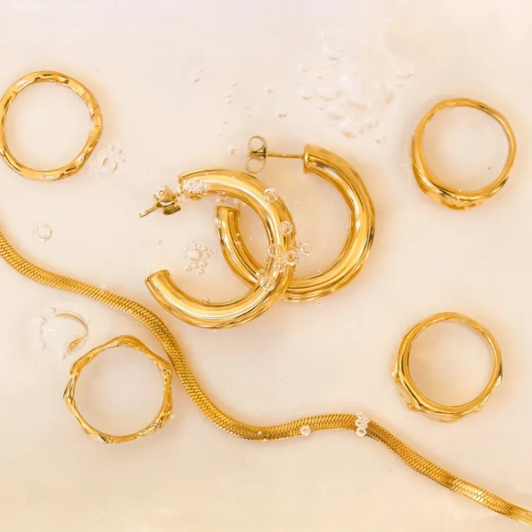 6 x 32 mm vandfaste halvcreoler i forgyldt stål - OCEANA